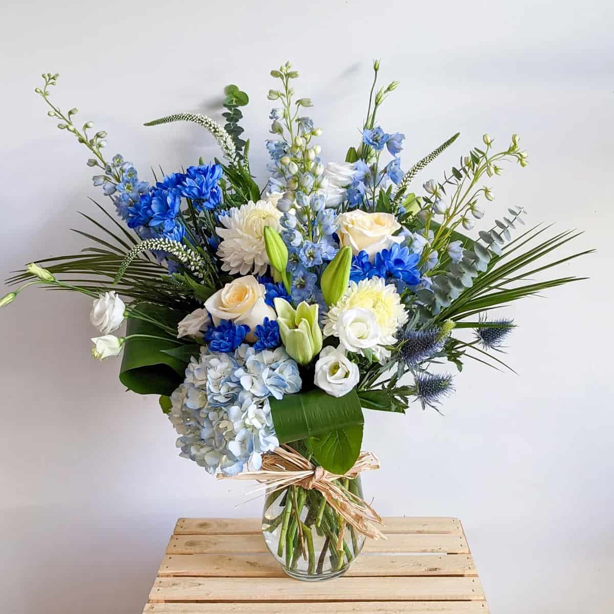 Seasonal Vase Arrangement Subscription