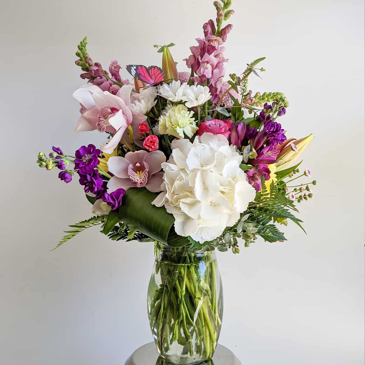 Seasonal Vase Arrangement Subscription