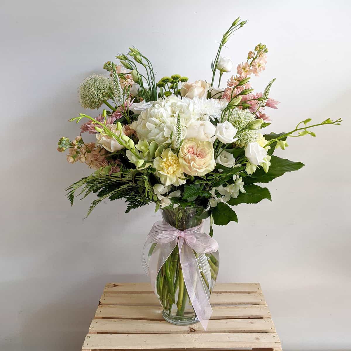 Seasonal Vase Arrangement Subscription